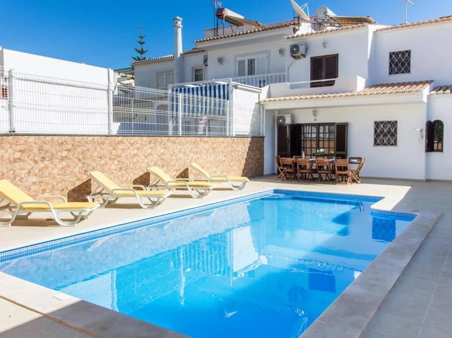 Villa Dogueno- Privat Pool & Privacy & Albufeira Center エクステリア 写真