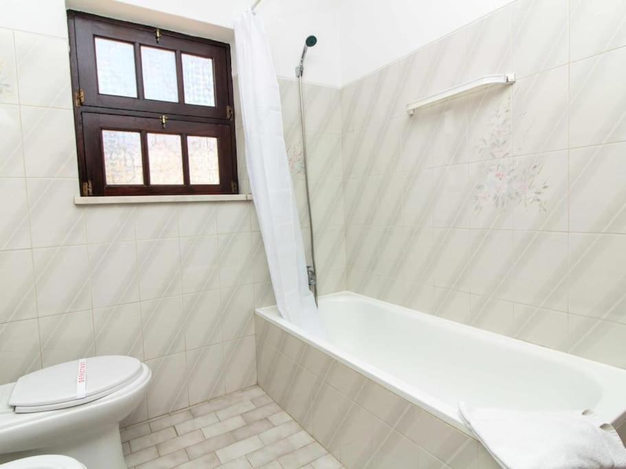 Villa Dogueno- Privat Pool & Privacy & Albufeira Center エクステリア 写真