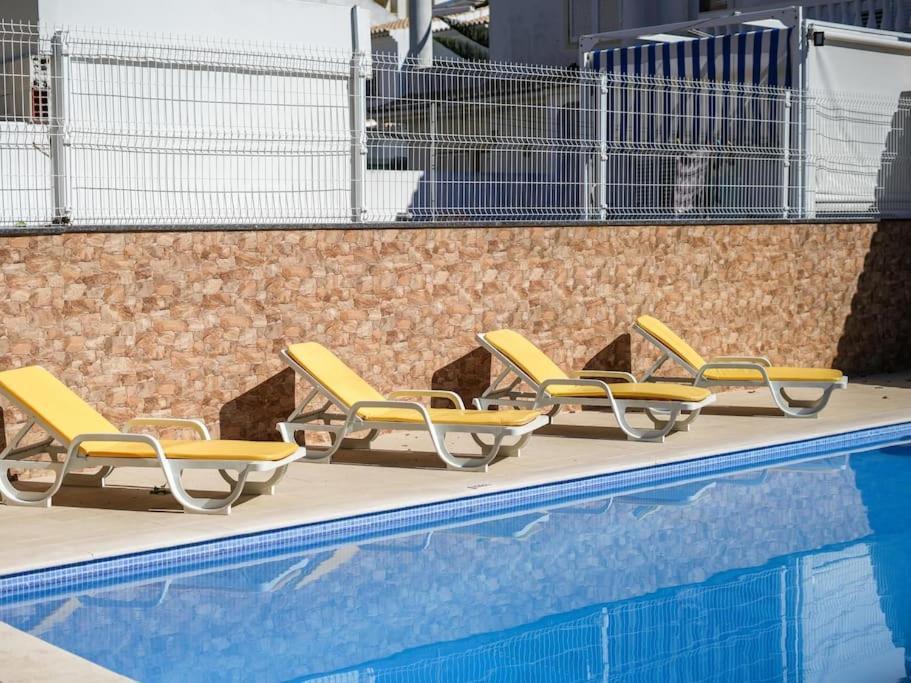 Villa Dogueno- Privat Pool & Privacy & Albufeira Center エクステリア 写真