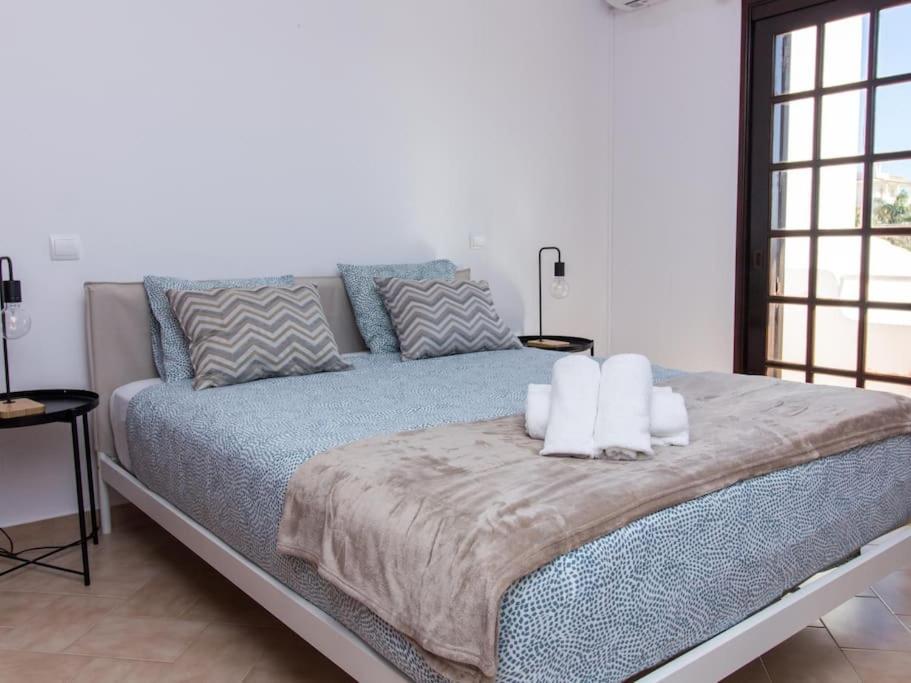 Villa Dogueno- Privat Pool & Privacy & Albufeira Center エクステリア 写真