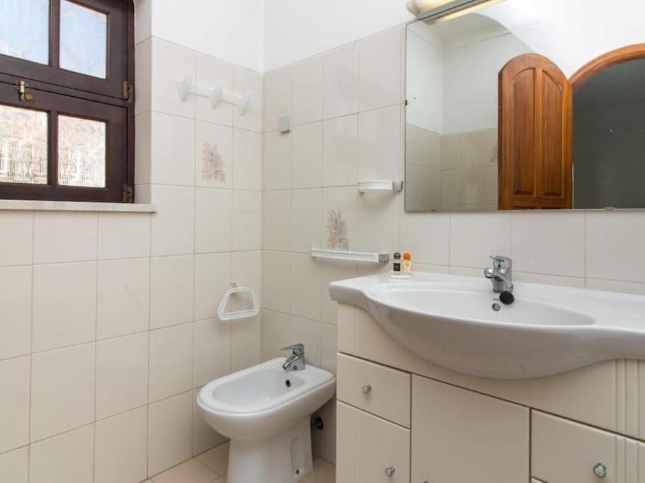 Villa Dogueno- Privat Pool & Privacy & Albufeira Center エクステリア 写真